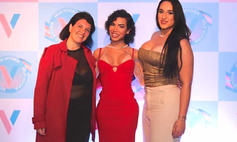 Fada (Fundadora e CMO), Vitória Guarizo (Co-Fundadora e CEO) e Daniela Porto (COO) do Selo Vitoria | Crédito da Foto: Marcello Fim / Divulgação